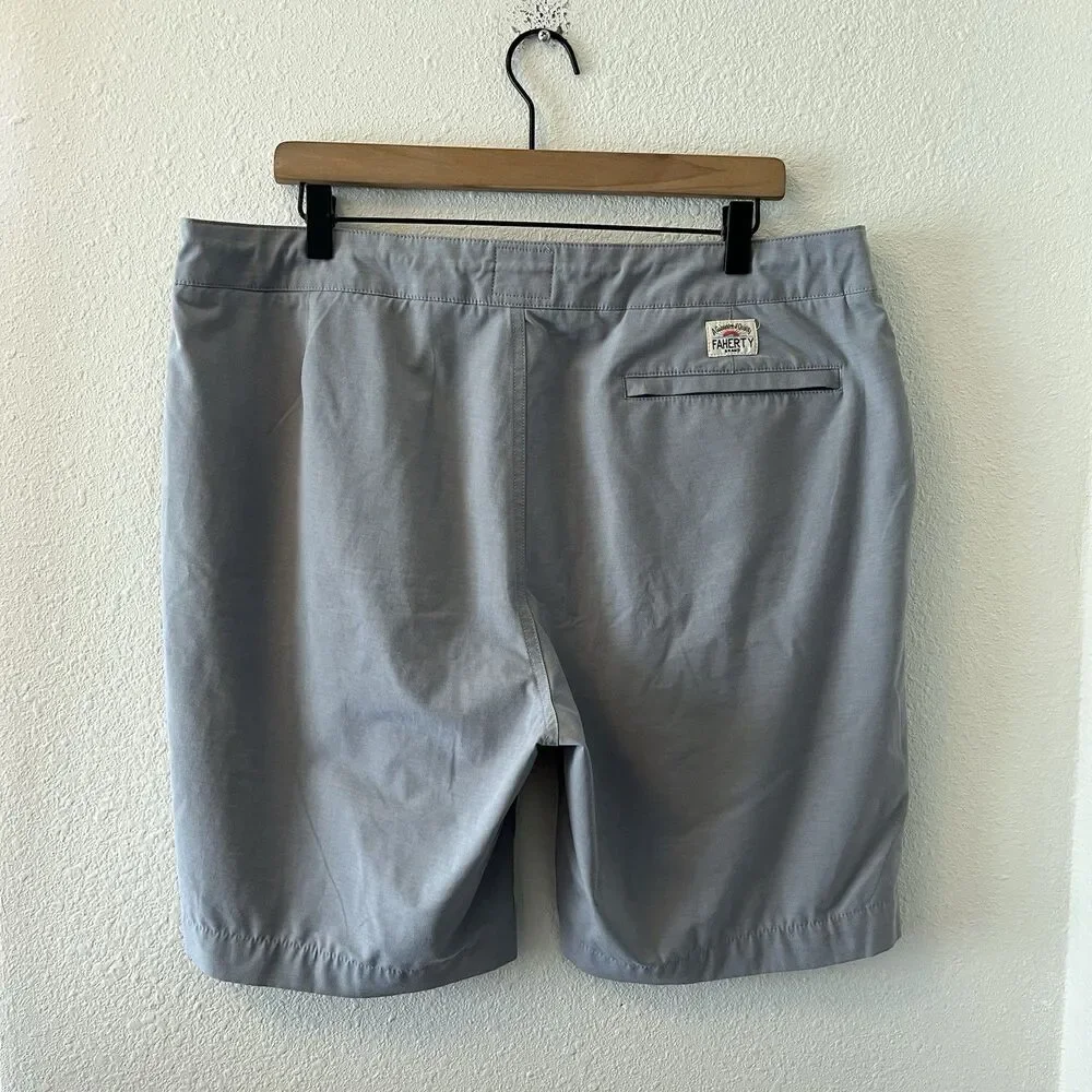 Faherty Light Gray Flat-Front Men’s Shorts
